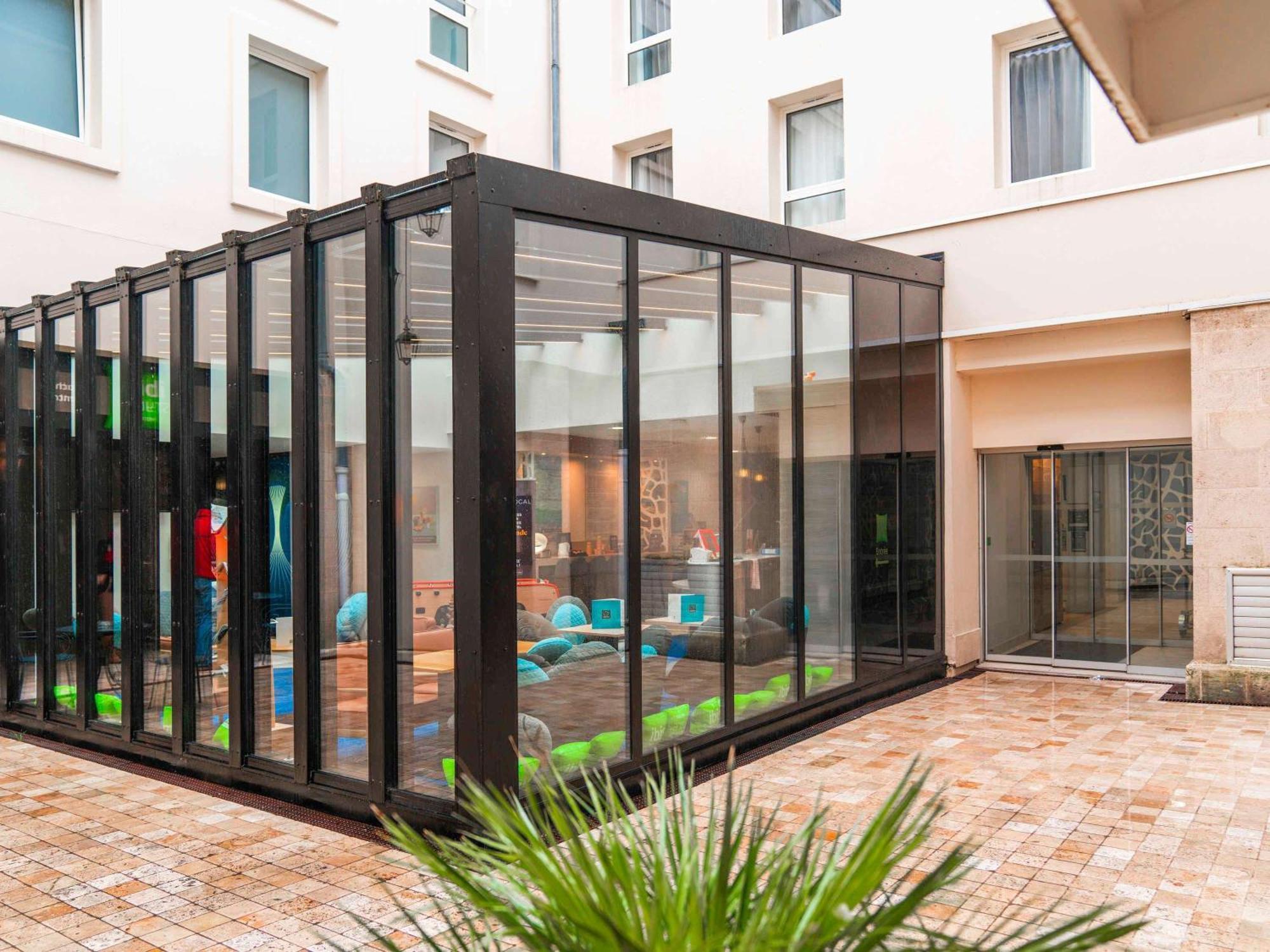 Ibis Styles La Rochelle Centre Hotel Екстериор снимка